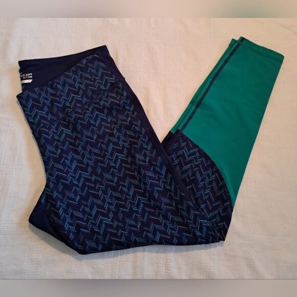 Old Navy Active women's size XL blue leggings & green chevron design. VGUC - Picture 1 of 6